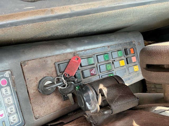 Atlas 1704 banden graafmachine - afbeelding 25 van  36