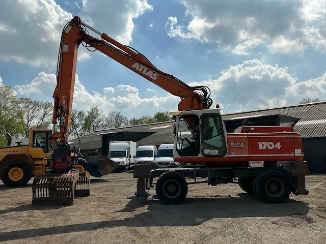 Atlas 1704 banden graafmachine - afbeelding 33 van  36