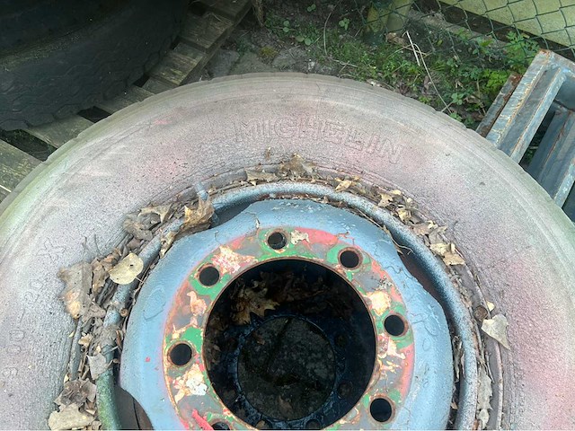 Atlas banden 9.00 r20 op 8 gaats velg (8x) - afbeelding 5 van  8