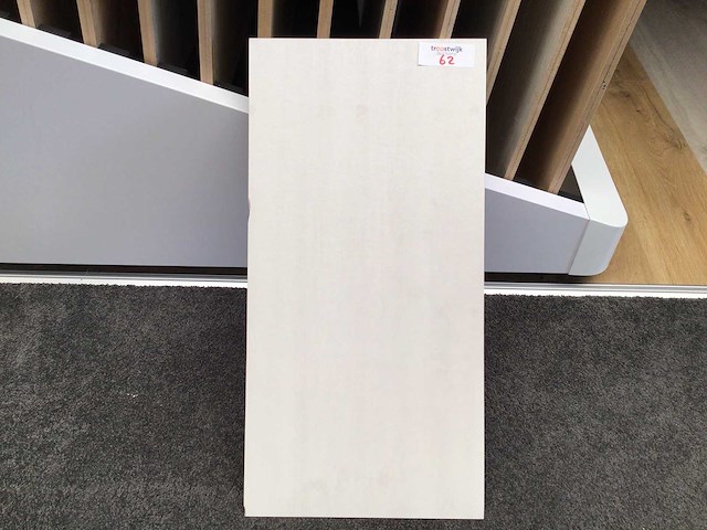 Atlas concorde mek light mat vloertegel 30x60 cm 26,46 m² - afbeelding 1 van  4