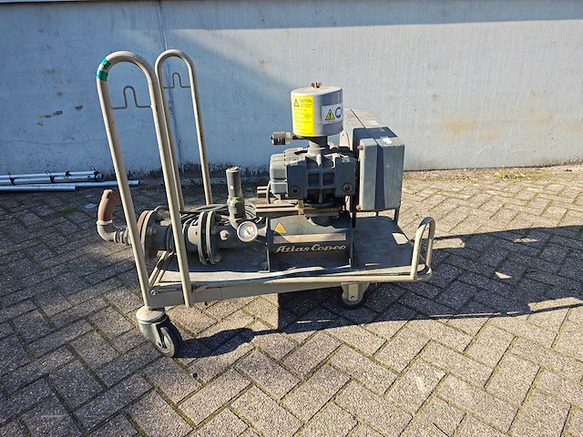 Atlas copco - 2004 - zl100 - luchtcompressor - afbeelding 2 van  4