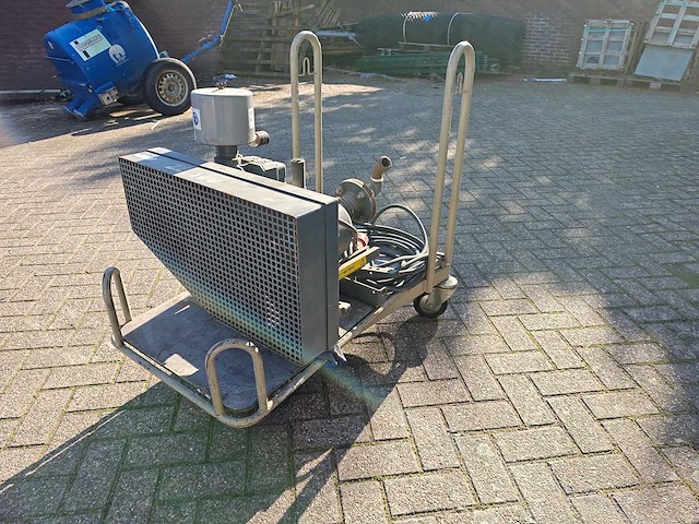 Atlas copco - 2004 - zl100 - luchtcompressor - afbeelding 4 van  8