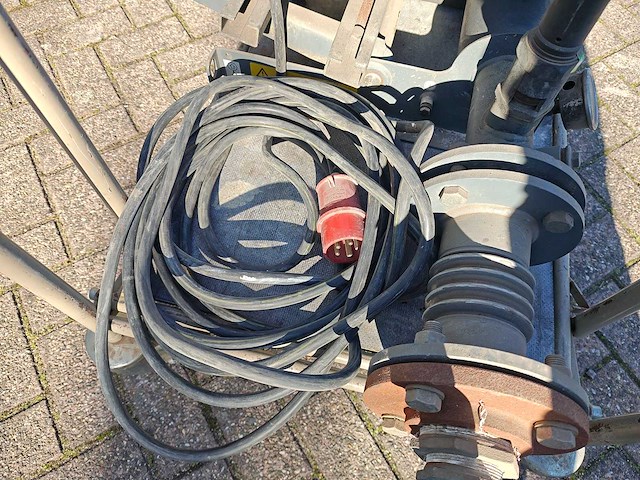 Atlas copco - 2004 - zl100 - luchtcompressor - afbeelding 7 van  8