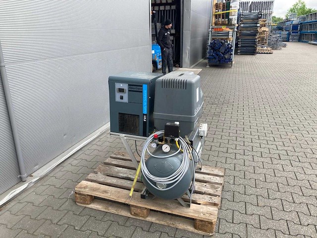 Atlas copco - 2020 - fx1 - luchtcompressor met industriële koeldroger - afbeelding 1 van  3