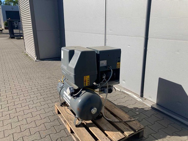 Atlas copco - 2020 - fx1 - luchtcompressor met industriële koeldroger - afbeelding 3 van  8