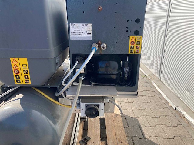 Atlas copco - 2020 - fx1 - luchtcompressor met industriële koeldroger - afbeelding 4 van  8