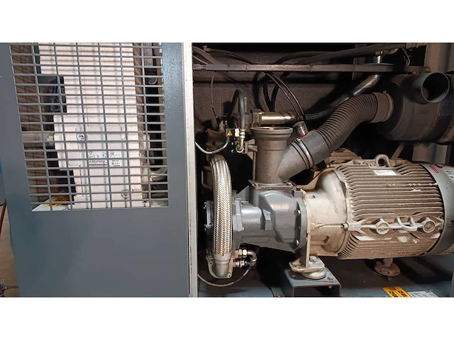 Atlas copco - 2021 - ga45ff - schroefcompressor - afbeelding 11 van  16