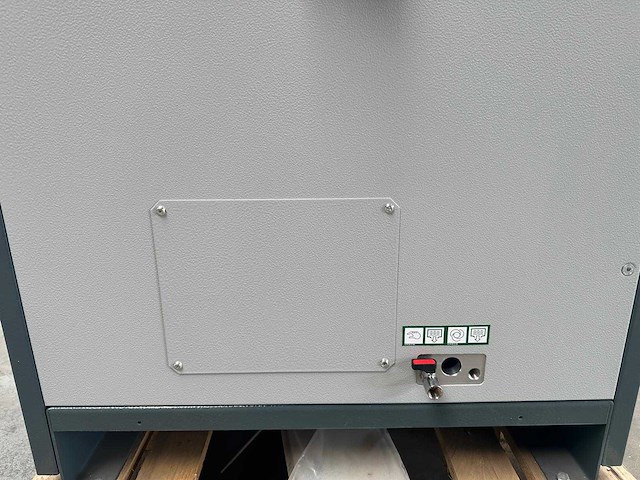 Atlas copco - 2022 - ga7ff - schroefcompressor - afbeelding 3 van  4