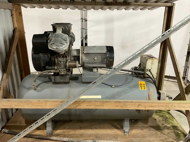 Atlas copco - compressor - afbeelding 7 van  10