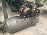 Atlas copco - luchtcompressor - afbeelding 1 van  4