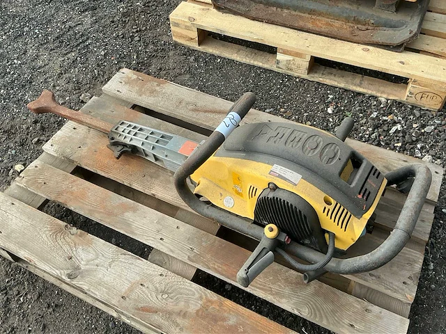 Atlas copco cobra breekhamer ( benzine ) - afbeelding 5 van  5