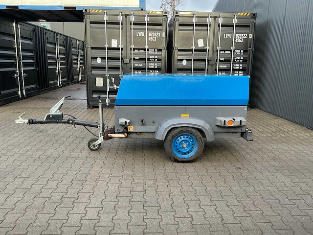 Atlas copco compressor op aanhangwagen - afbeelding 24 van  26