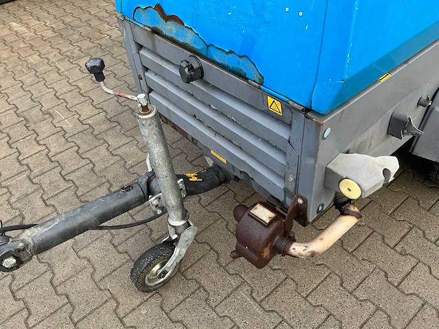 Atlas copco compressor op aanhangwagen - afbeelding 26 van  26