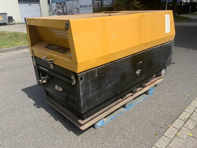 Atlas copco compressor - afbeelding 1 van  25