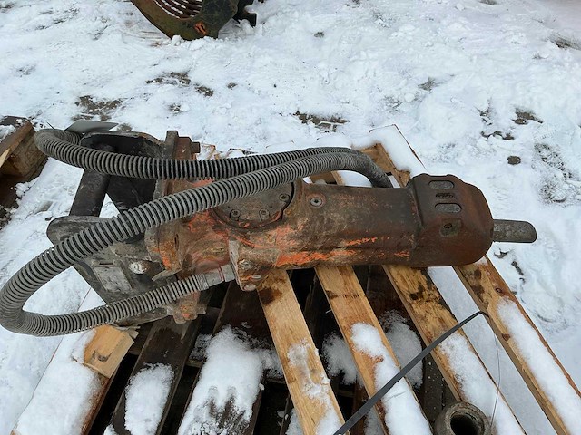 Atlas copco / epiroc sb 152 hydraulische sloophamer - afbeelding 3 van  7