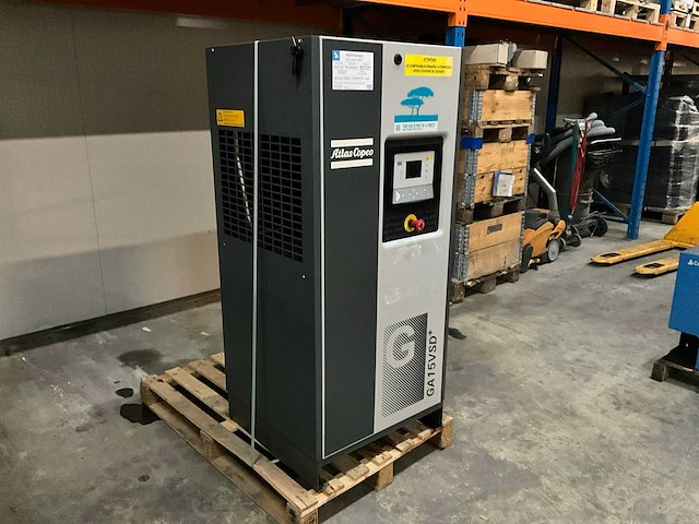 Atlas copco ga15vsd+ luchtcompressoren - afbeelding 1 van  8