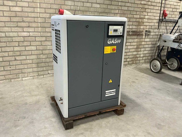 Atlas copco ga5 ff schroefcompressor - afbeelding 1 van  14
