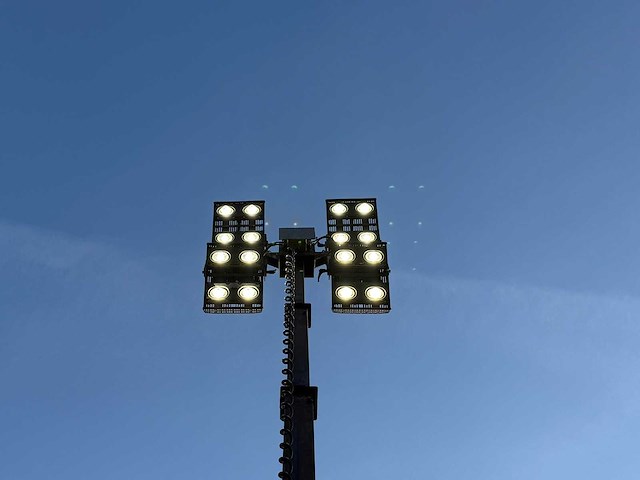 Atlas copco hilight b5+ lichtmast - afbeelding 16 van  19