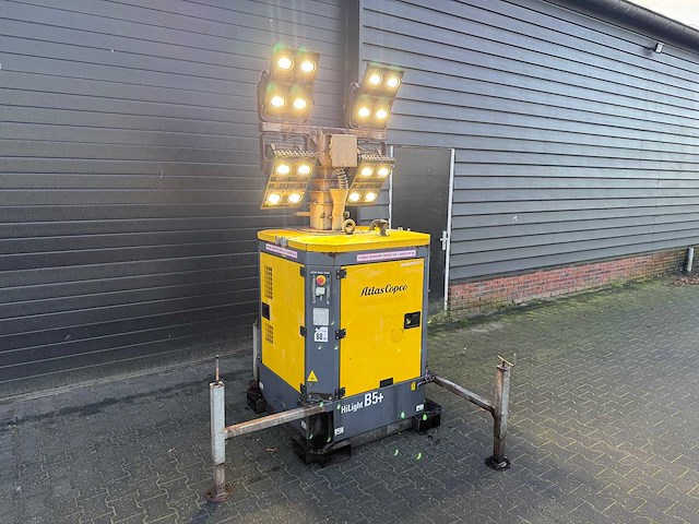 Atlas copco hilight b5+ lichtmast - afbeelding 2 van  19