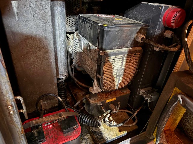 Atlas copco hilight b5+ telescopische lichtmast - afbeelding 2 van  13