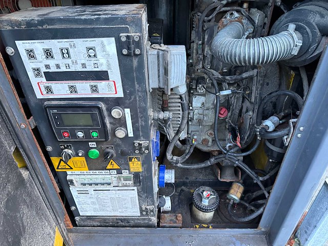 Atlas copco hilight b5+ telescopische lichtmast - afbeelding 13 van  13