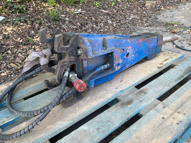Atlas copco km150 hydraulische breekhamer - afbeelding 1 van  5