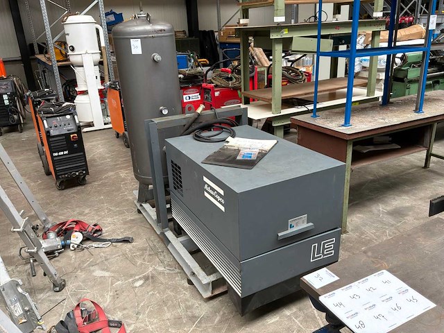Atlas-copco le 7 superpack schroefcompressor - afbeelding 1 van  2