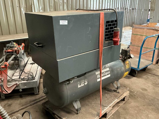 Atlas copco le3 schroefcompressor - afbeelding 1 van  6