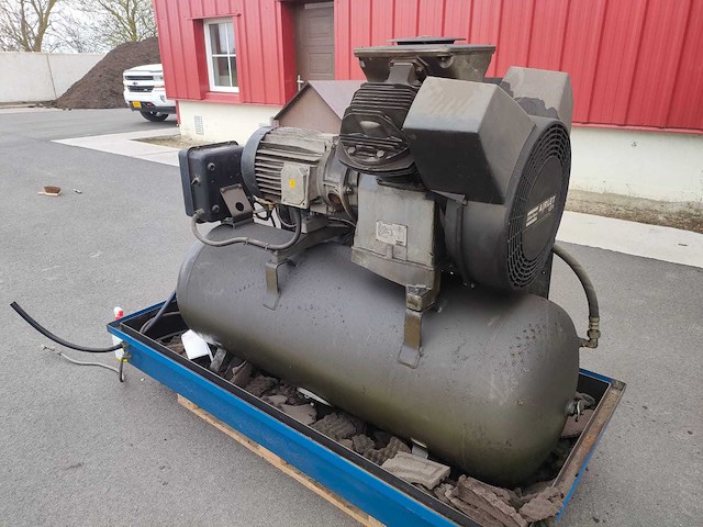 Atlas copco le9 luchtcompressor - afbeelding 1 van  9