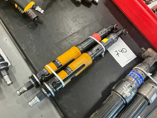Atlas copco ltv 28 pneumatische ratel (2x) - afbeelding 1 van  4