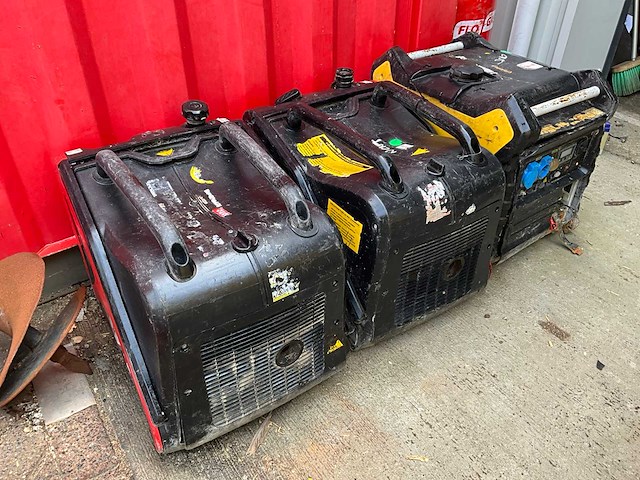 Atlas copco noodstroomaggregaat (3x) - afbeelding 3 van  6
