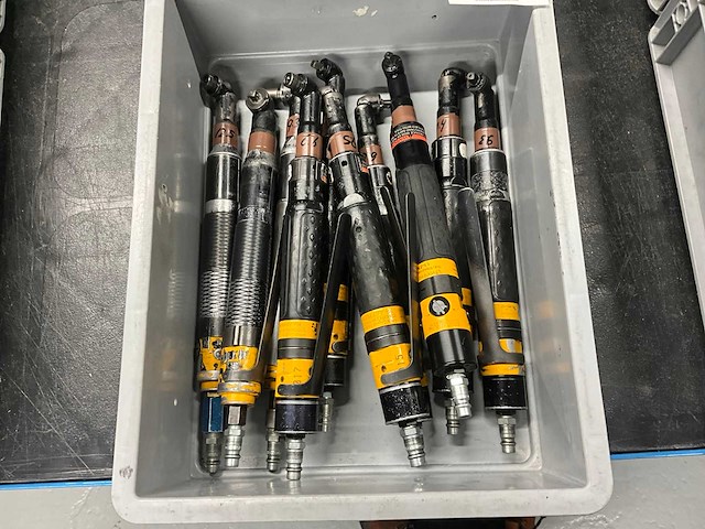 Atlas copco pneumatische haakse schroevendraaier/ moersleutel (22x) - afbeelding 2 van  5