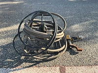 Atlas copco pneumatische momentsleutel en luchtunit. - afbeelding 5 van  11