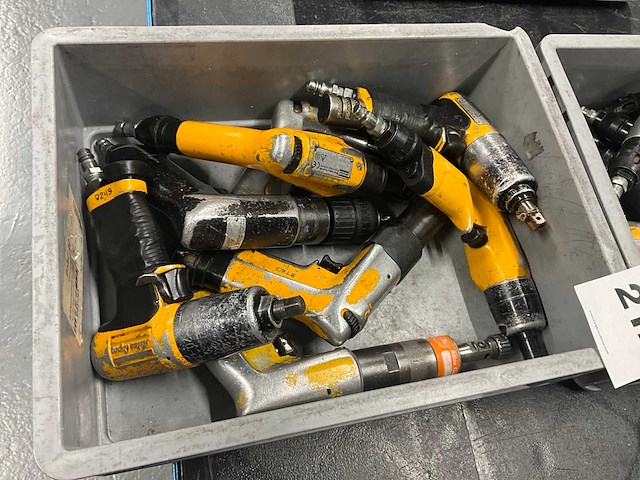 Atlas copco pneumatische schroevendraaier/ moersleutel (16x) - afbeelding 2 van  3