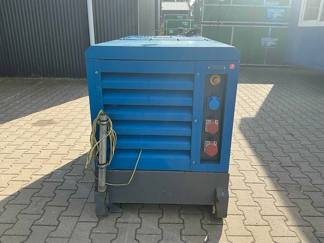 Atlas copco qas14 noodstroomaggregaat - afbeelding 8 van  13