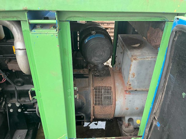 Atlas copco qas38 geluidgedempt 40kva dieselaggregaat - afbeelding 14 van  14