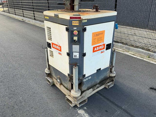 Atlas copco qlb60 stationaire lichtmast - afbeelding 7 van  14