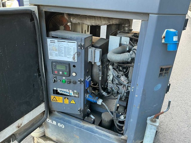 Atlas copco qlb60 stationaire lichtmast - afbeelding 9 van  14