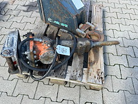 Atlas copco sb 102 hydraulische breekhamer - afbeelding 1 van  4