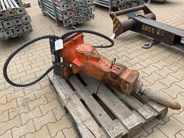 Atlas copco sb 302 hydraulische sloophamer - afbeelding 4 van  6