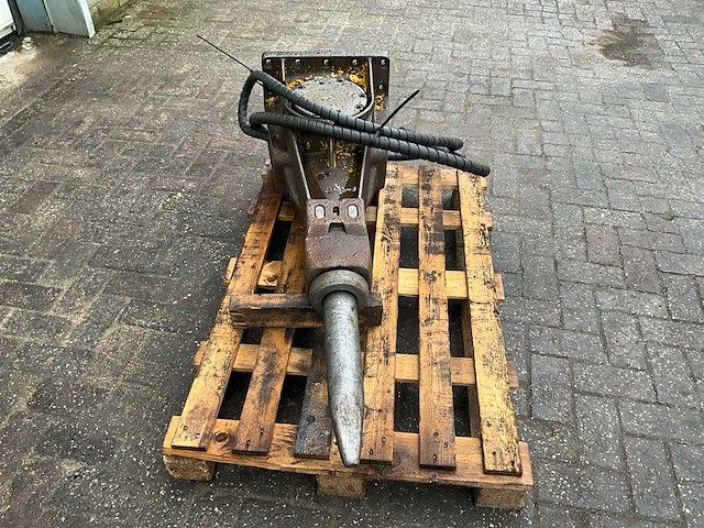 Atlas copco sb 302 hydraulische sloophamer - afbeelding 2 van  9