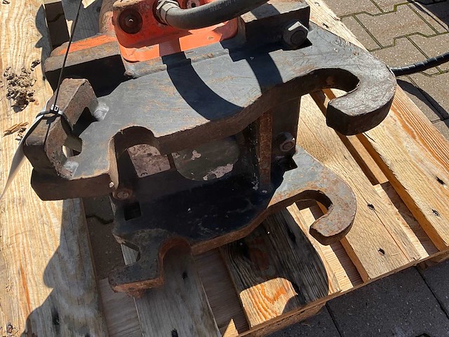 Atlas copco sb hydraulische breekhamer - afbeelding 5 van  7