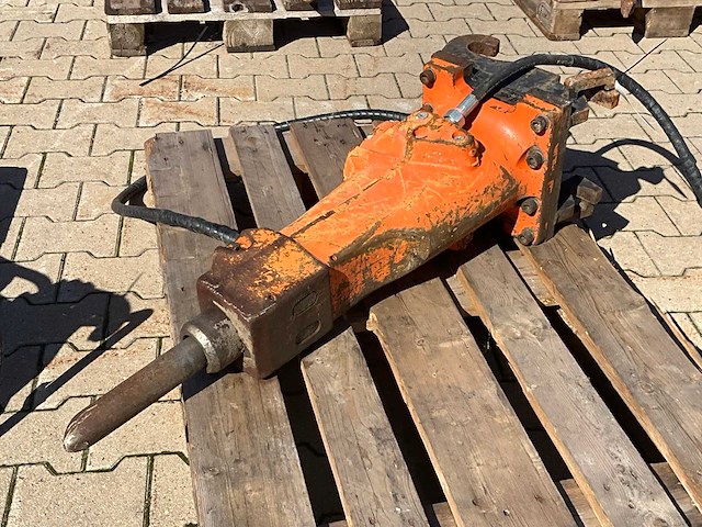 Atlas copco sb hydraulische breekhamer - afbeelding 3 van  8