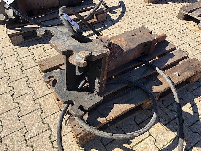 Atlas copco sb202 hydraulische sloophamer - afbeelding 1 van  7