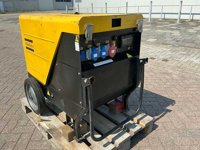 Atlas copco stroomgenerator - afbeelding 6 van  12