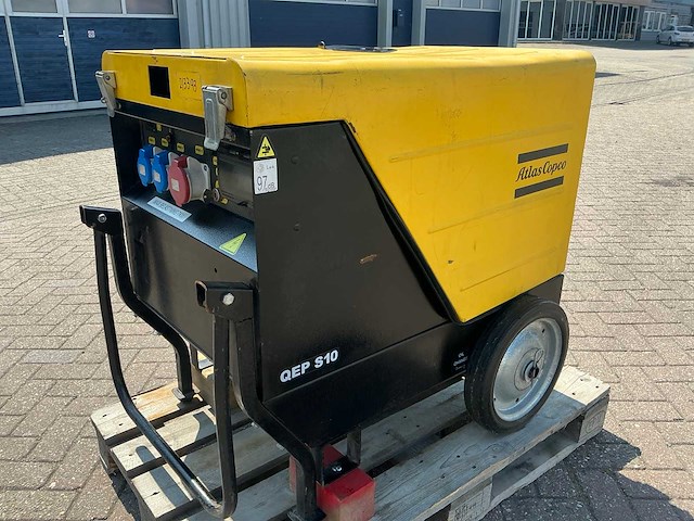 Atlas copco stroomgenerator - afbeelding 9 van  12