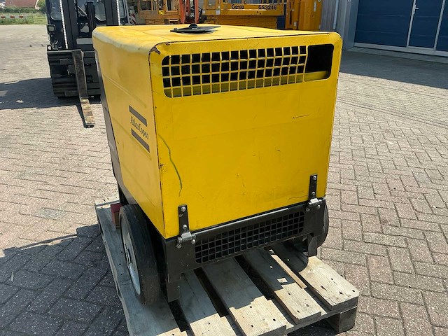 Atlas copco stroomgenerator - afbeelding 11 van  12