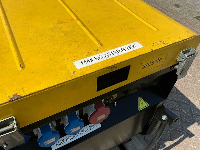 Atlas copco stroomgenerator - afbeelding 12 van  12