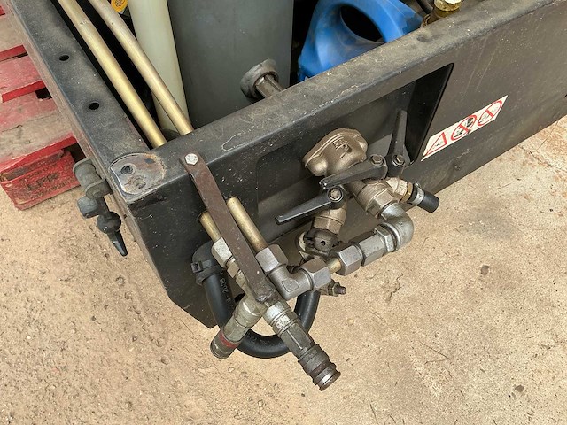 Atlas copco x-as 96 hogedrukcompressor - afbeelding 2 van  22