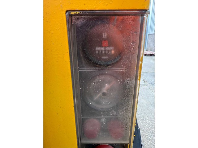 Atlas copco xas 76 mobiele luchtcompressor - afbeelding 13 van  31